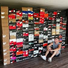 Palettes de liquidation de baskets.