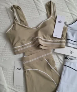 alo athletic wear​